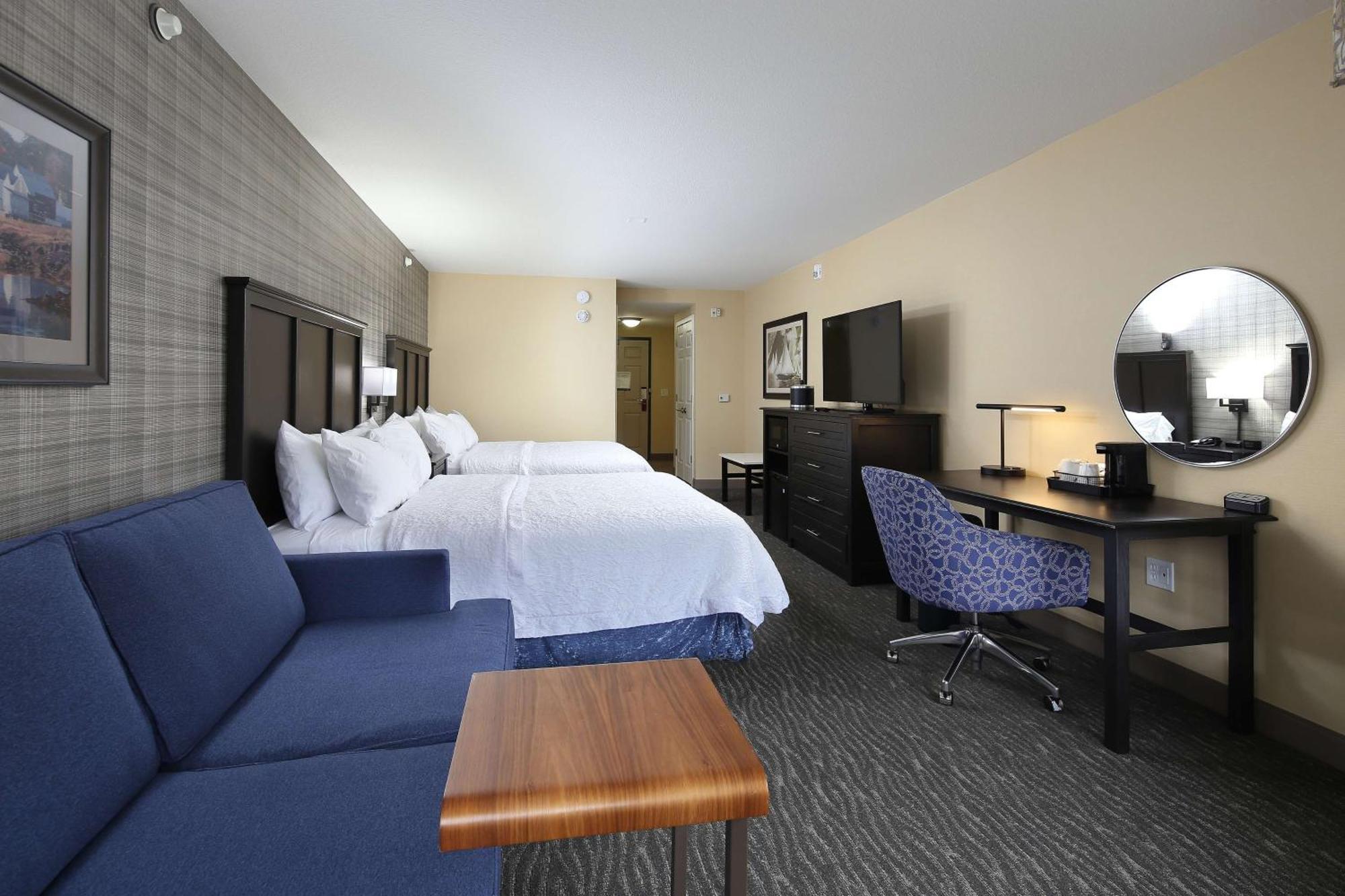 Hampton Inn Holland Buitenkant foto