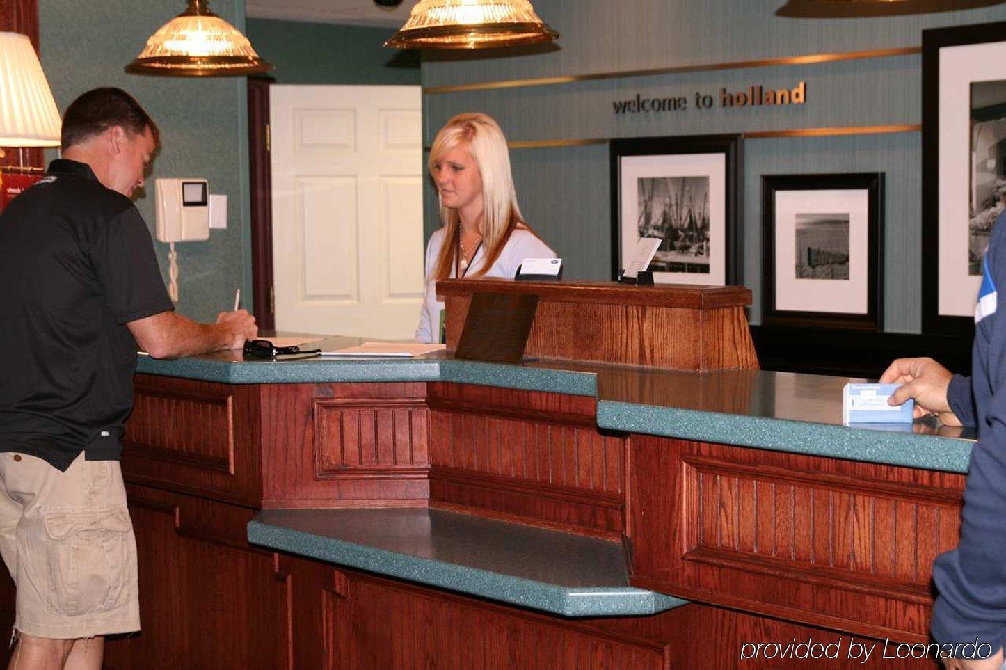 Hampton Inn Holland Interieur foto